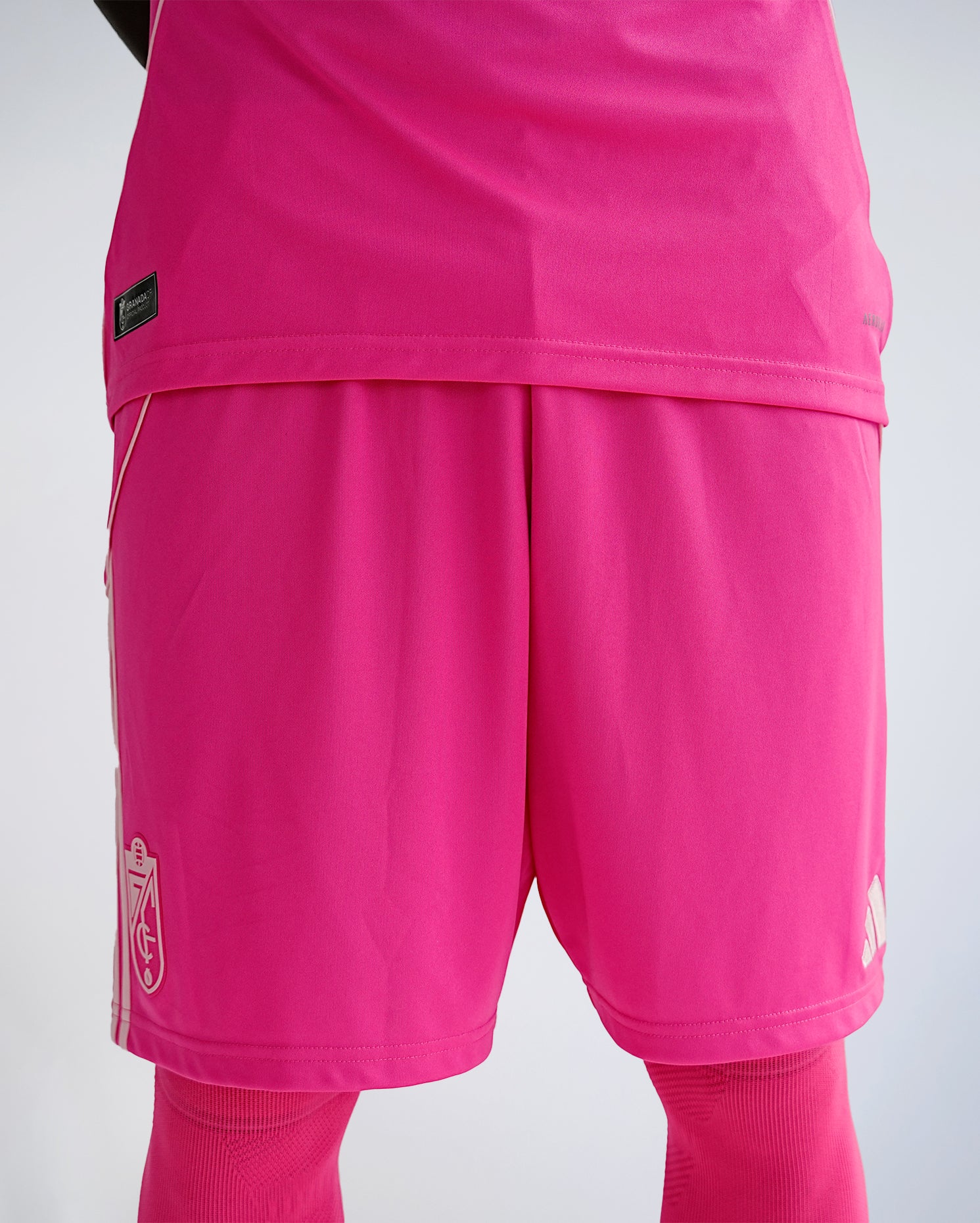 Pantalón Cuarta Equipación Hombre adidas 25-26 - Image 3